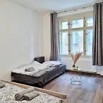 Modern Near Wenceslas Square דירה פראג