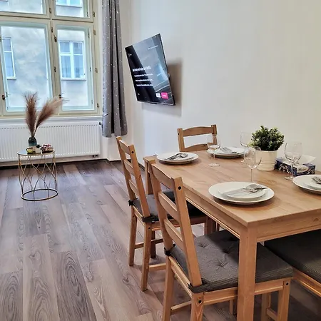 Modern Near Wenceslas Square * פראג