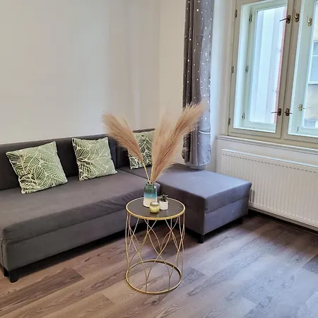 Apartment Modern Near Wenceslas Square *